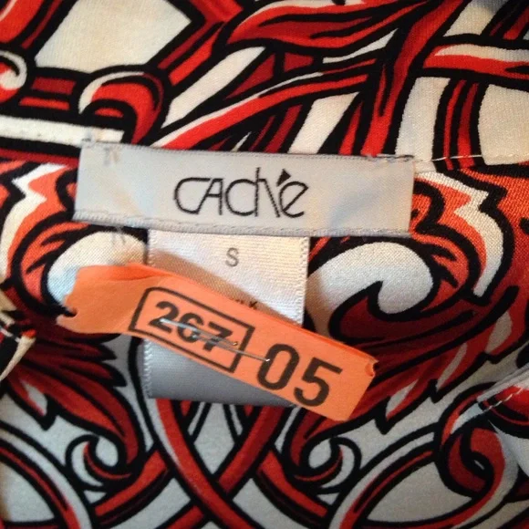 Cache Blouse - Picture 4 of 4